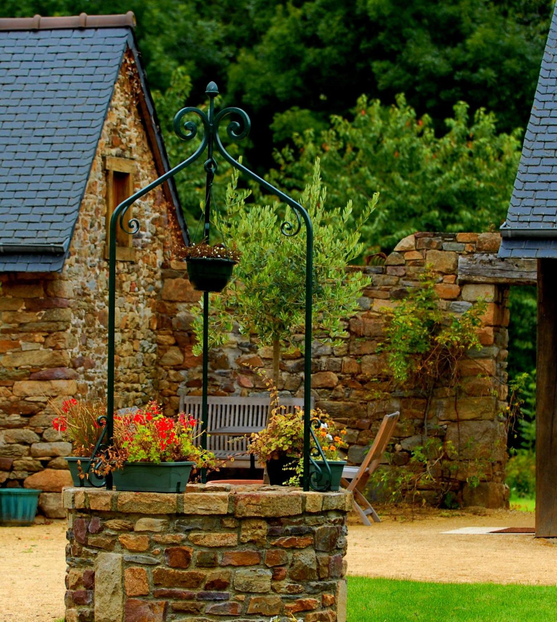 Hotel Domaine De Kermodest Quemper-Guézennec Esterno foto